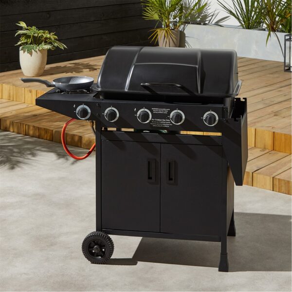 4 Burner BBQ with Side Burner